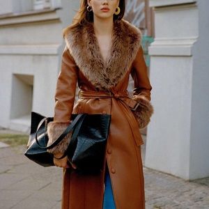 Urban Outfitters
Women's Brown Uo Glam Faux-fur Trim Coat